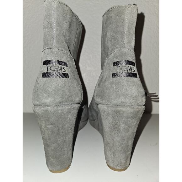 NEW! TOMS Desert Wedge High Grey Suede Women's Size 10 Ankle Boots Zipper Side - Picture 2 of 14